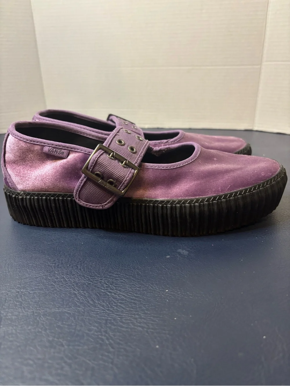 Vans women’s grape jam creeper Mary Jane buckle shoes sz 8.5 velvet